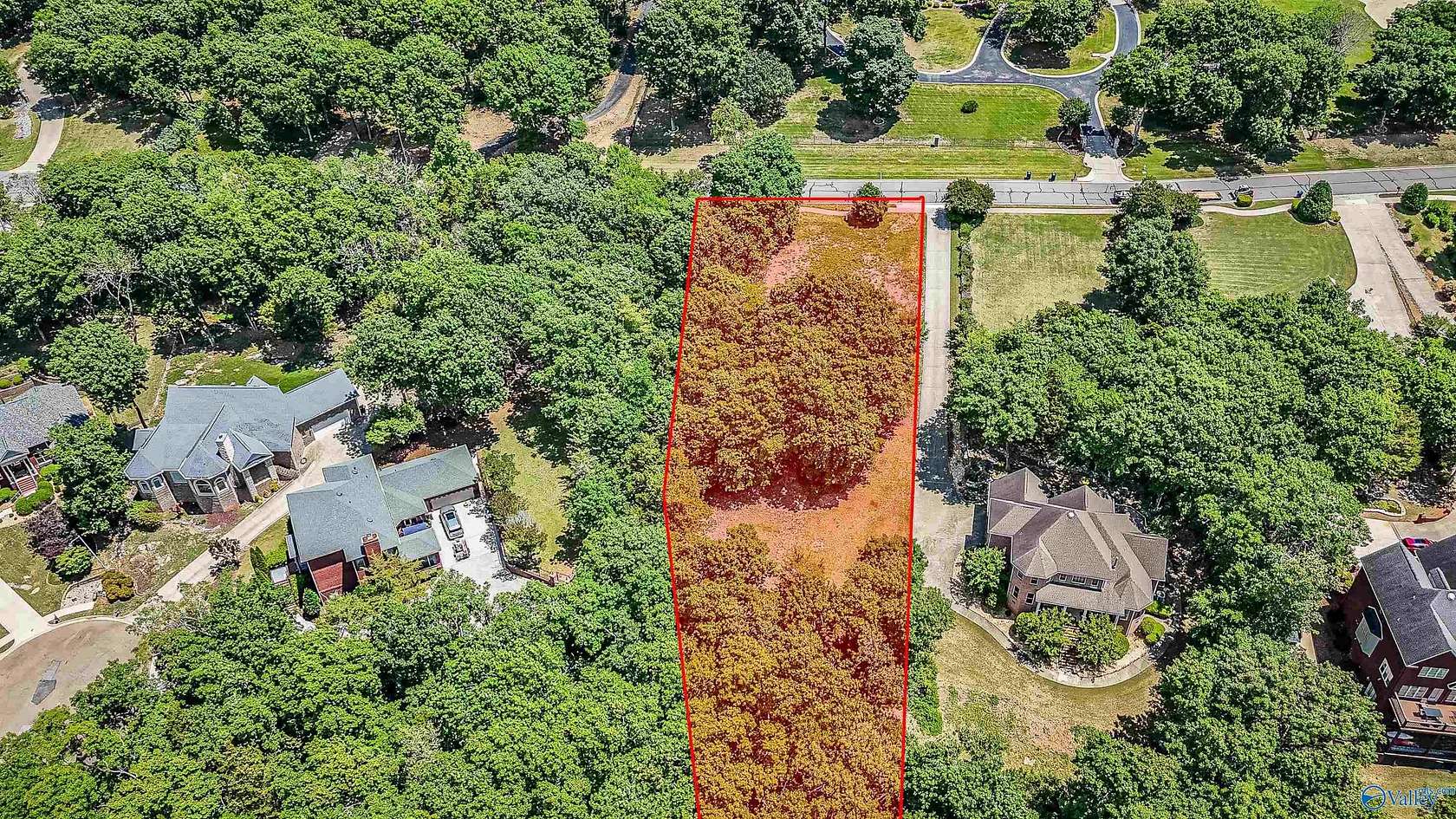 0.9 Acres of Residential Land for Sale in Huntsville, Alabama