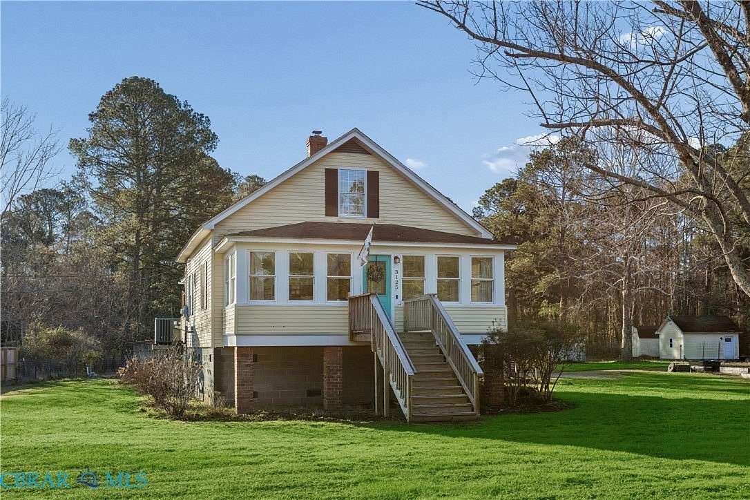 3.3 Acres of Improved Mixed-Use Land for Sale in Hayes, Virginia