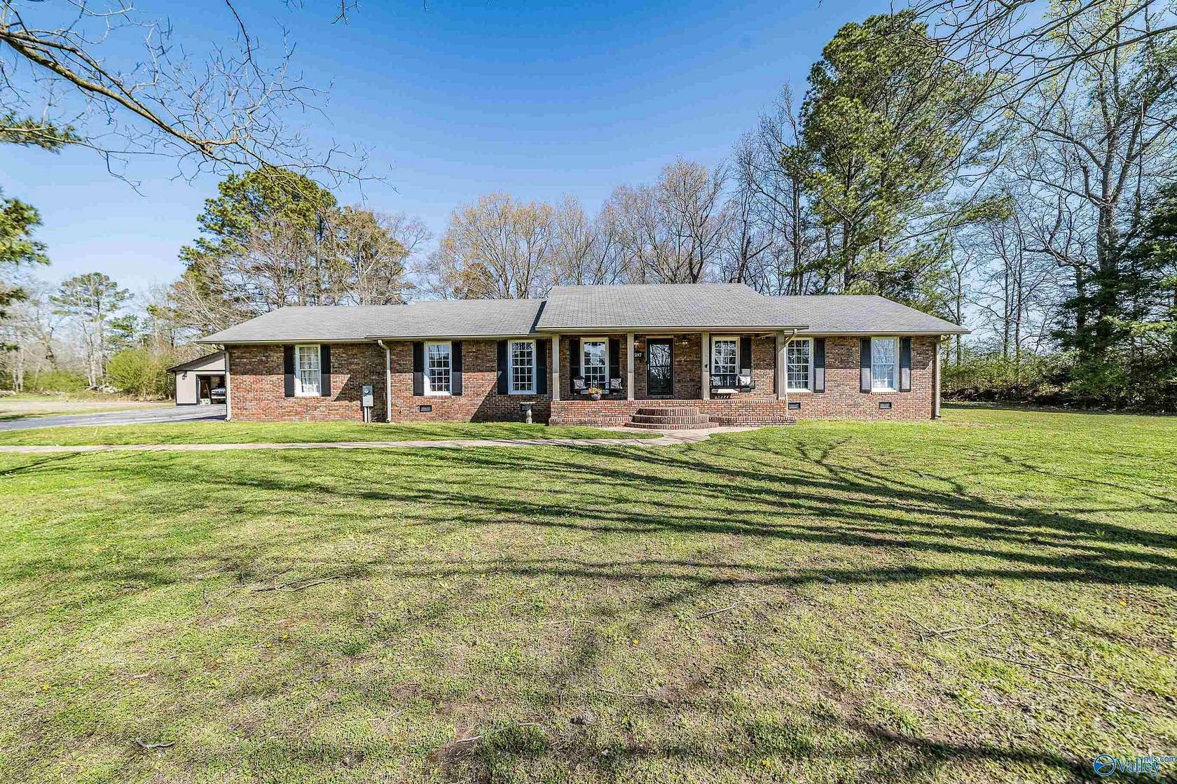 1.55 Acres of Land with Home for Sale in New Hope, Alabama