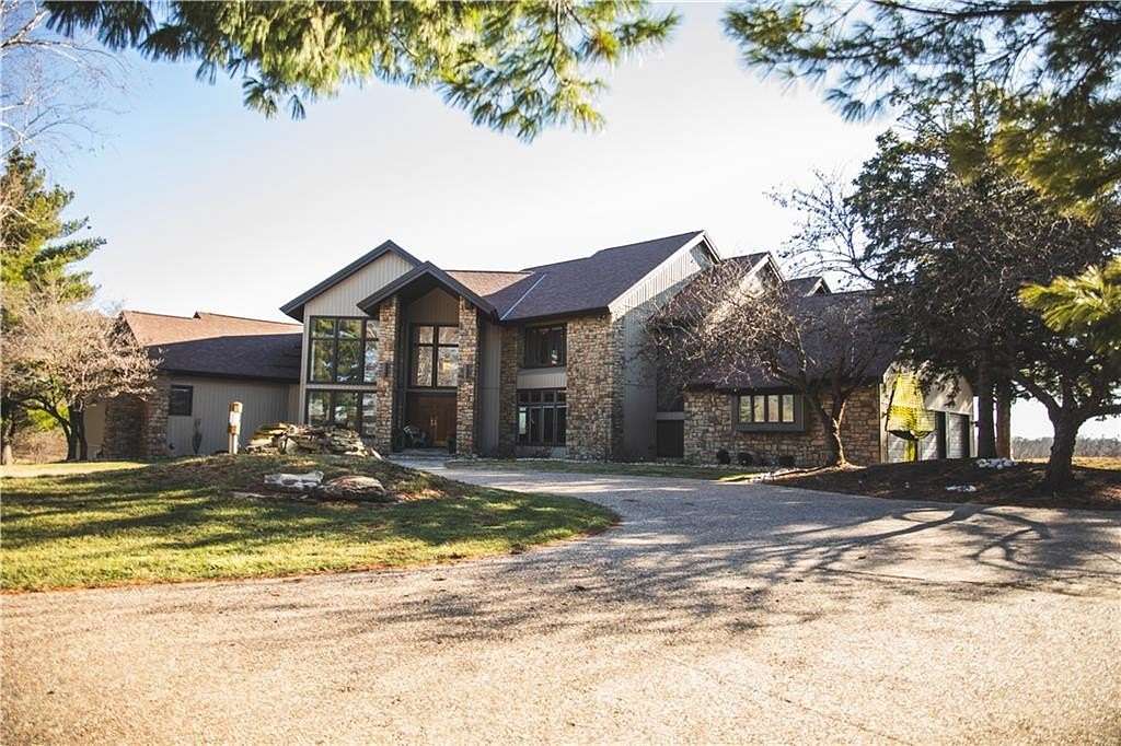 7.56 Acres of Land with Home for Sale in St. Joseph, Missouri