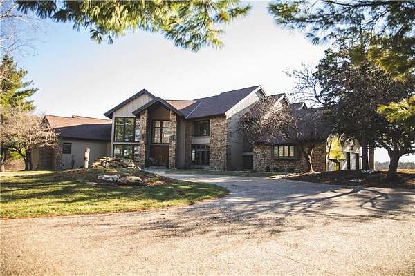 7.56 Acres of Land with Home for Sale in St. Joseph, Missouri