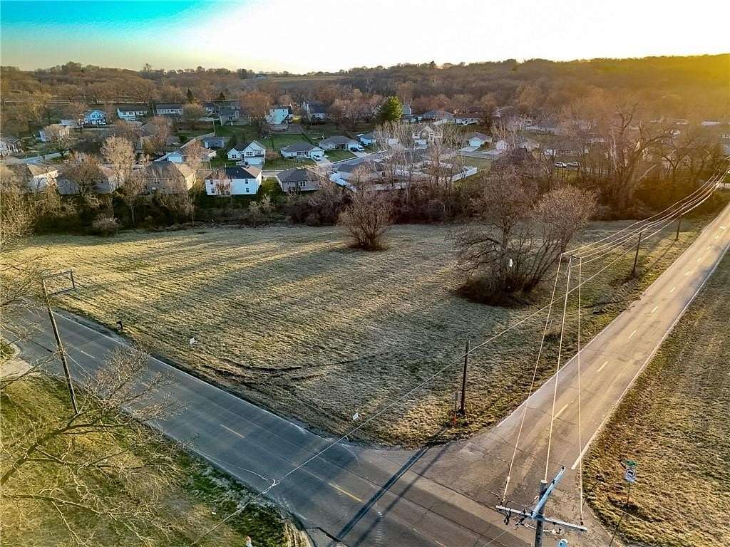 3 Acres of Residential Land for Sale in St. Joseph, Missouri