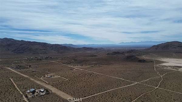 5 Acres of Recreational Land for Sale in Apple Valley, California