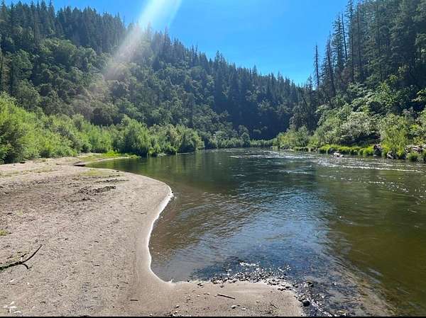 20 Acres of Recreational Land for Sale in Happy Camp, California