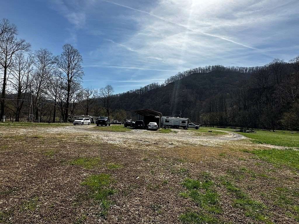 12 Acres of Improved Commercial Land for Sale in McCarr, Kentucky