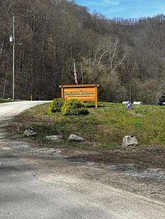 12 Acres of Improved Commercial Land for Sale in McCarr, Kentucky