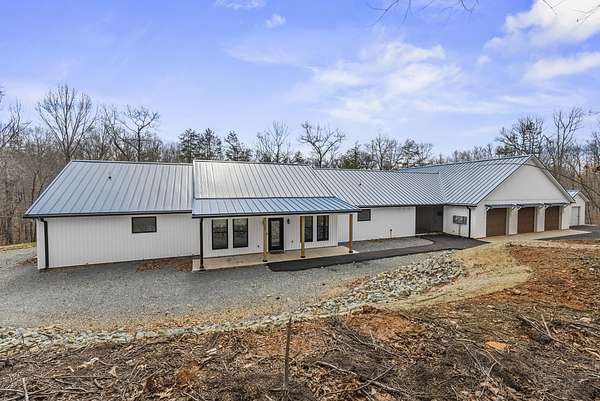 15 Acres of Land with Home for Sale in Huddleston, Virginia