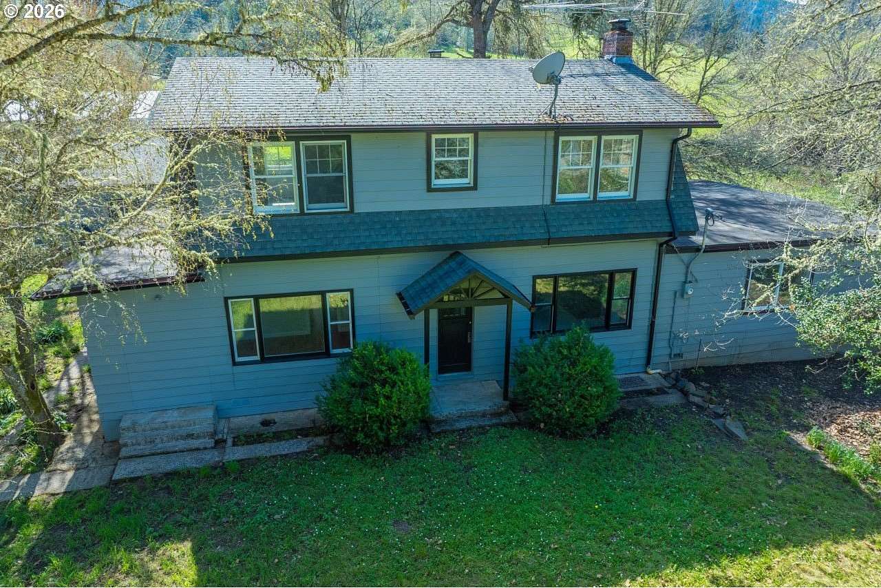 74 Acres of Land with Home for Sale in Myrtle Creek, Oregon