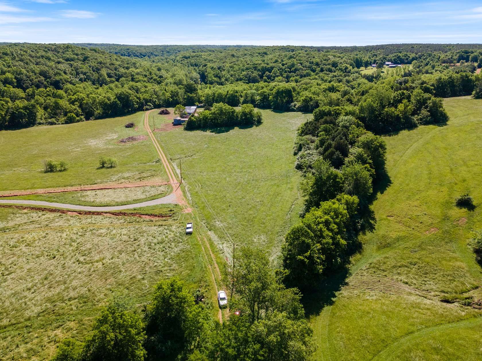 18.4 Acres of Land for Sale in Nunnelly, Tennessee