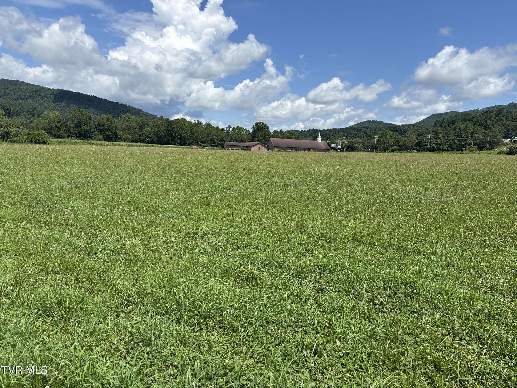 25.7 Acres of Recreational Land for Sale in Mountain City, Tennessee