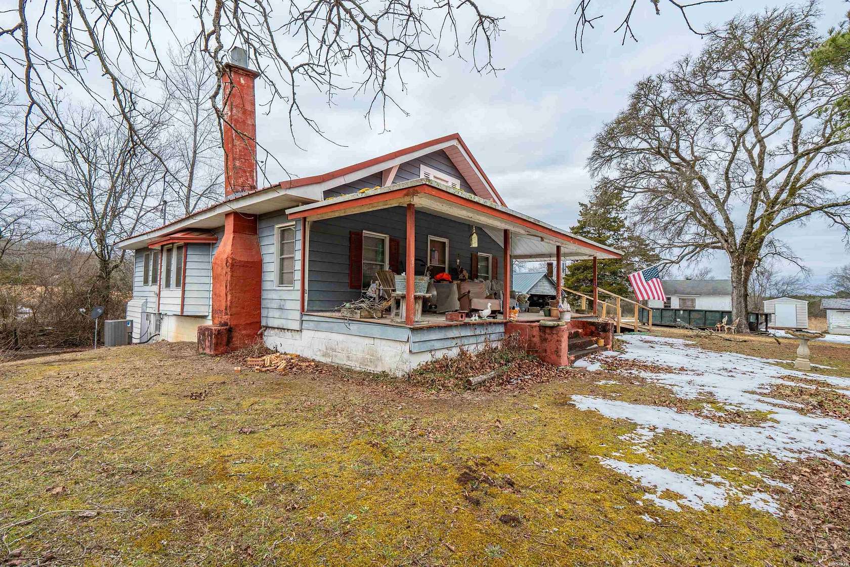 11 Acres of Land with Home for Sale in Hot Springs, Arkansas