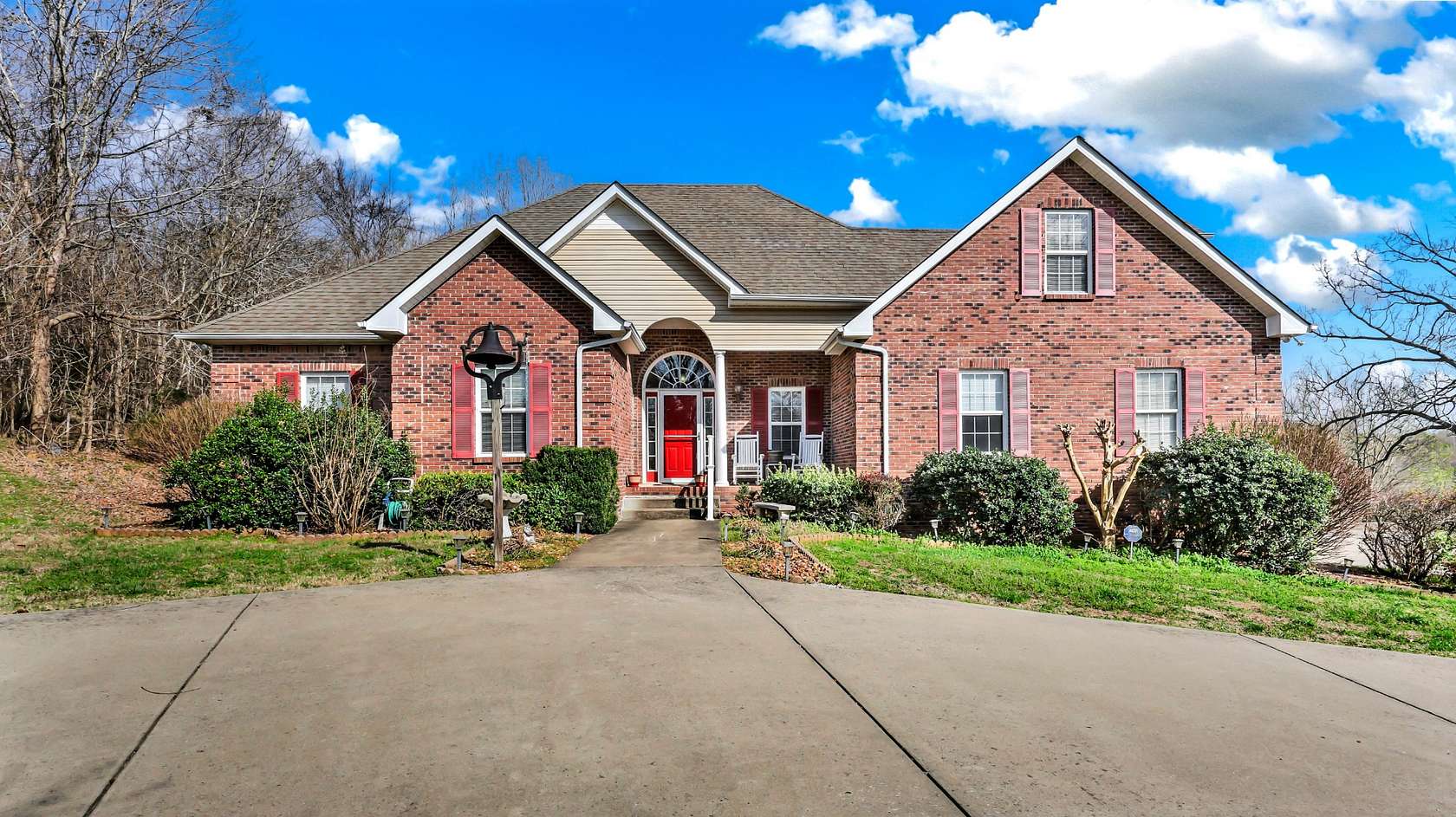 6.13 Acres of Land with Home for Sale in Woodlawn, Tennessee