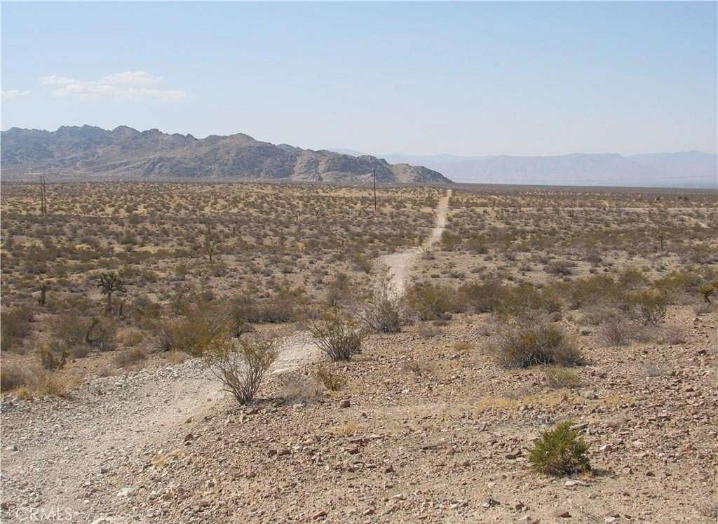 5 Acres of Land for Sale in Apple Valley, California