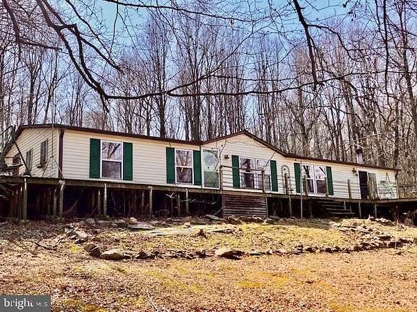 6.4 Acres of Land with Home for Auction in East Earl, Pennsylvania
