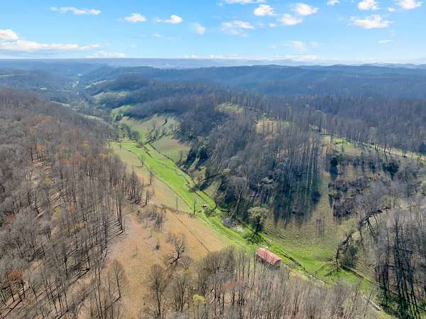 102 Acres of Land for Sale in Liberty, Tennessee