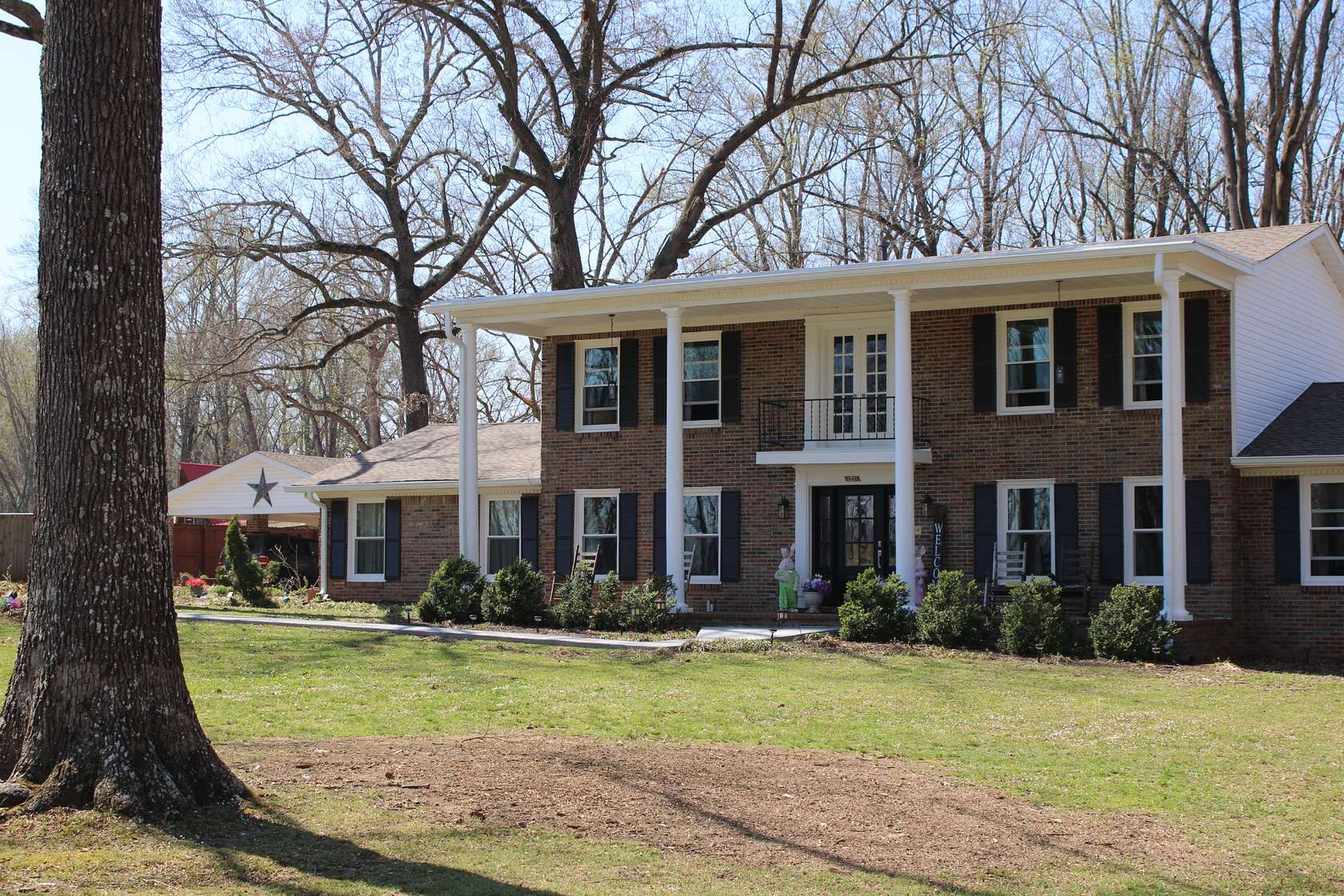 3.66 Acres of Land with Home for Sale in Portland, Tennessee