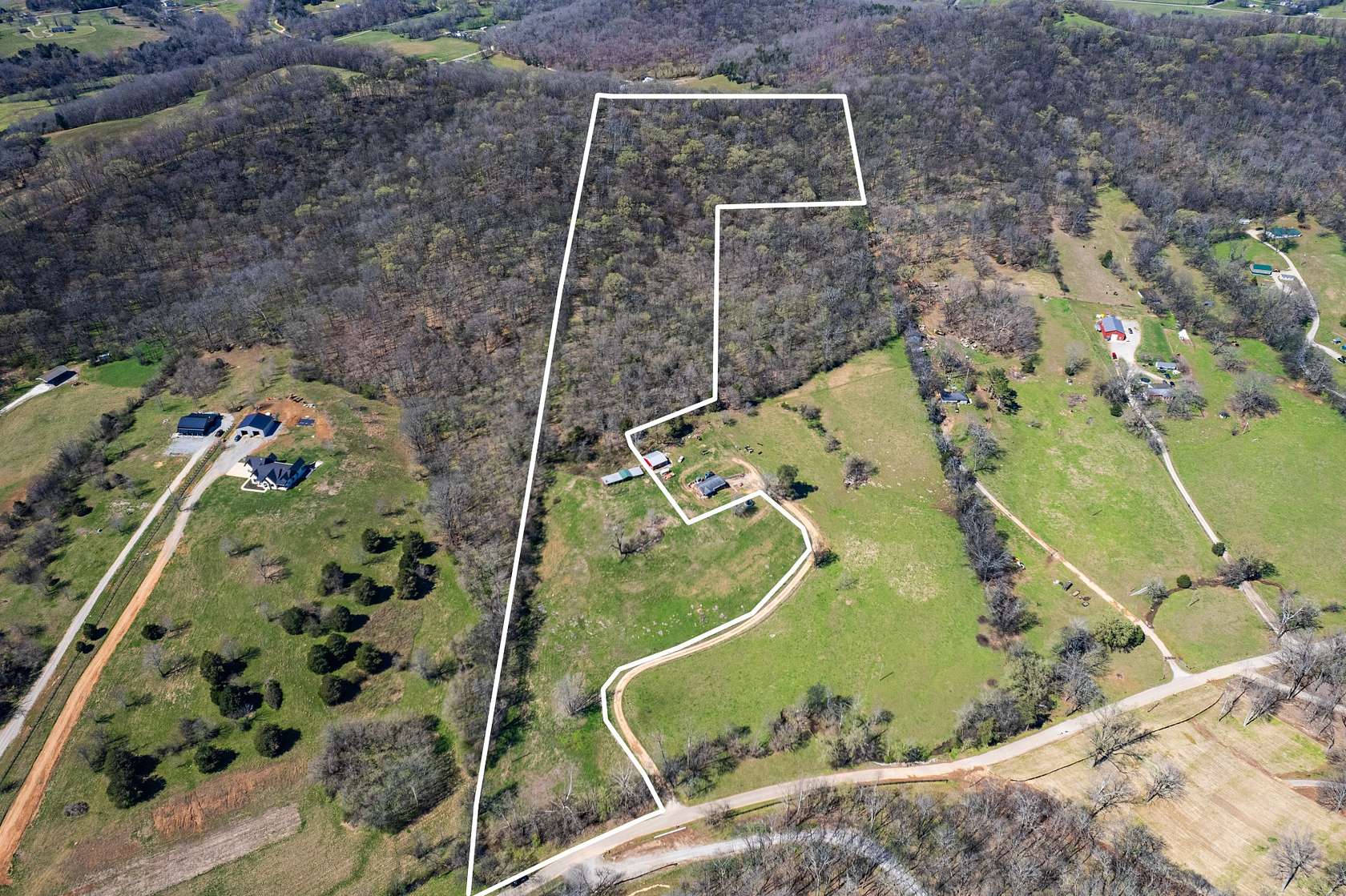 21.1 Acres of Land for Sale in Columbia, Tennessee