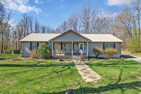 4 Acres of Land with Home for Sale in Crossville, Tennessee