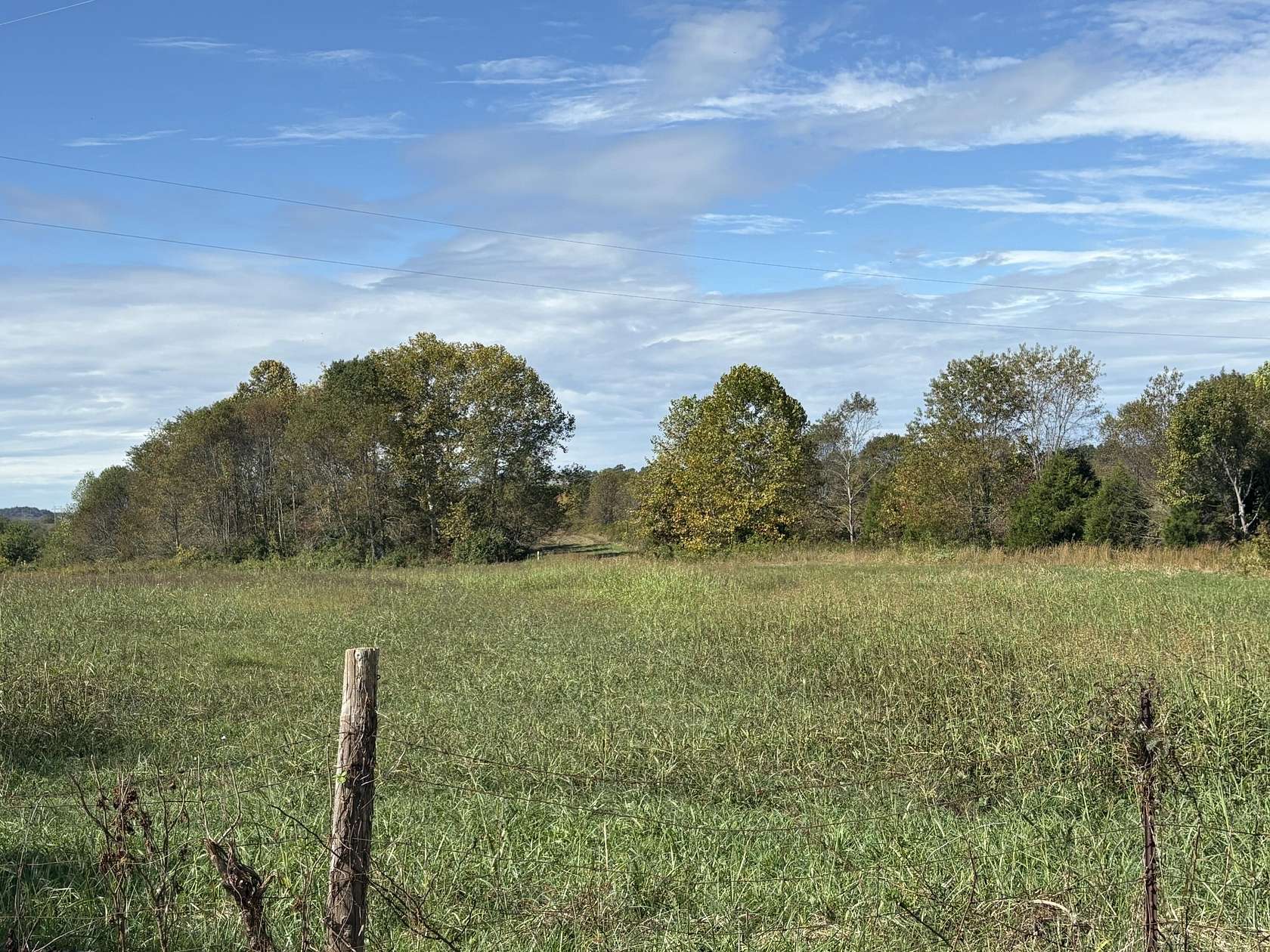 24 Acres of Recreational & Residential Land for Sale in Winchester, Kentucky