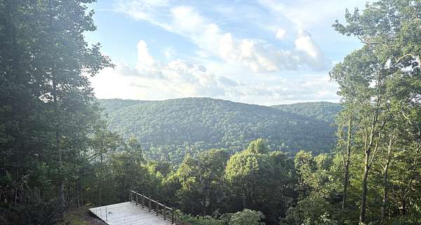 5.3 Acres of Land with Home for Sale in South Pittsburg, Tennessee