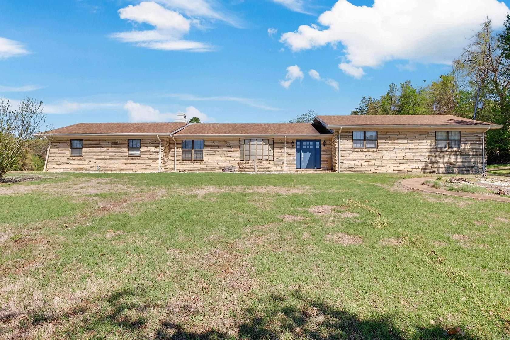 4.27 Acres of Land with Home for Sale in Lexa, Arkansas