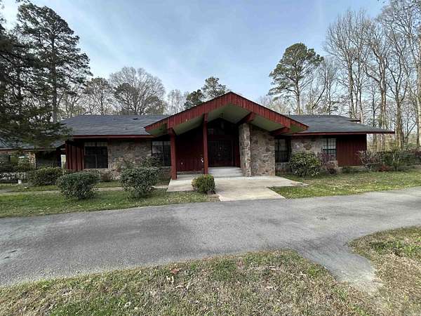 2 Acres of Land with Home for Sale in Pine Bluff, Arkansas