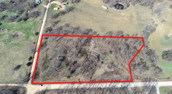 4 Acres of Agricultural Land for Sale in El Dorado Springs, Missouri