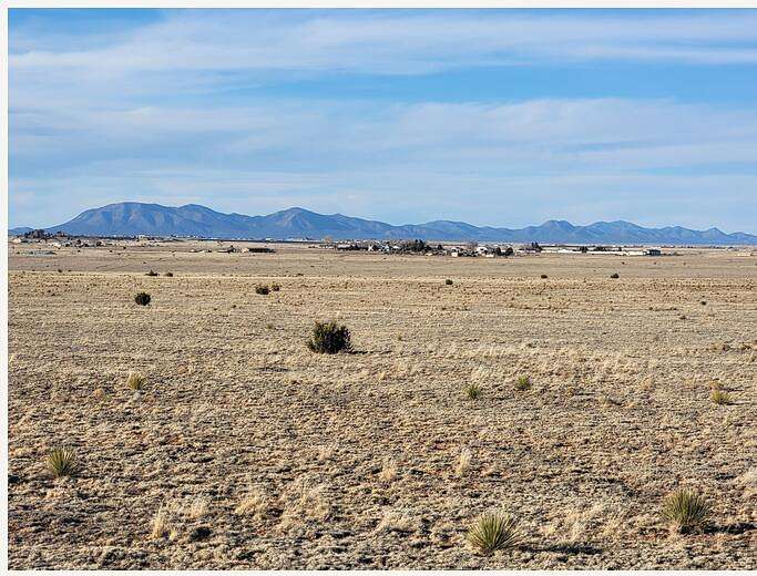 10.5 Acres of Land for Sale in Moriarty, New Mexico