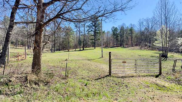 22 Acres of Land for Sale in Melbourne, Arkansas