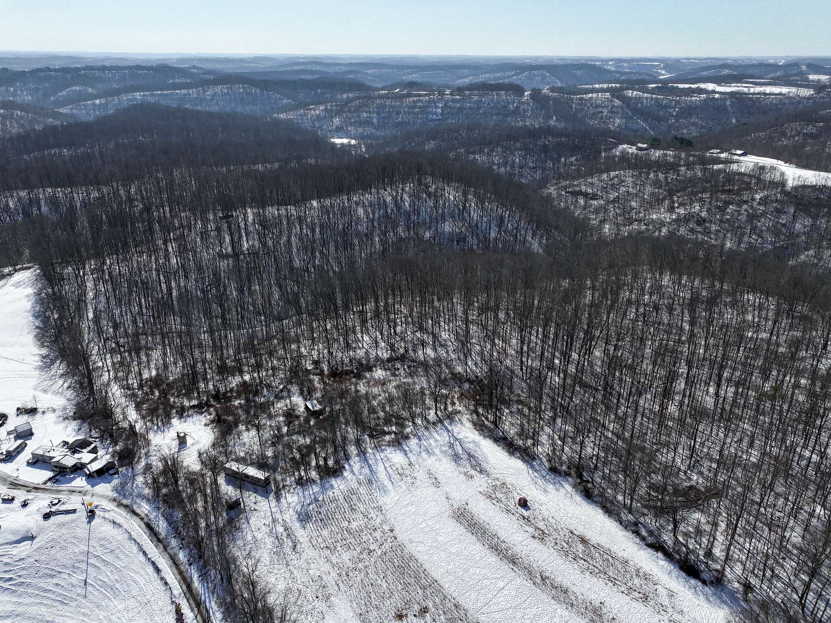 81.9 Acres of Land for Auction in Graysville, Ohio