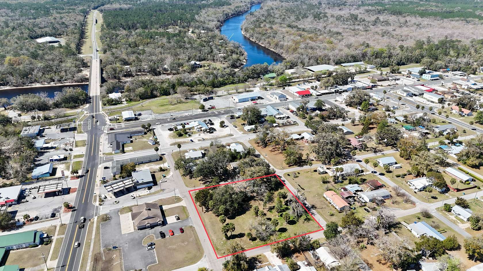 0.92 Acres of Mixed-Use Land for Sale in Branford, Florida