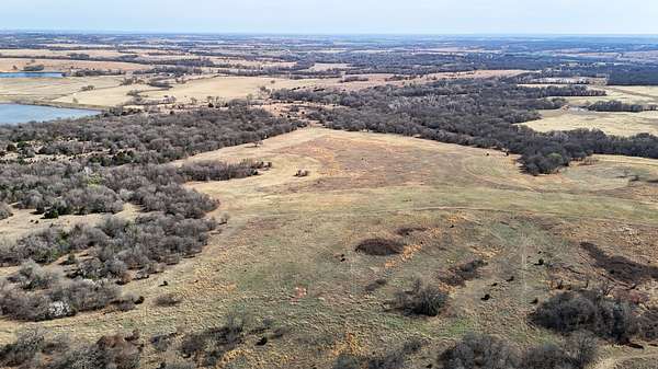 250 Acres of Land for Auction in Dibble, Oklahoma