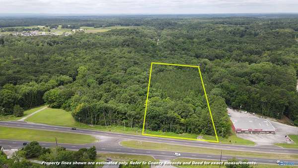 5 Acres of Land for Sale in Hartselle, Alabama