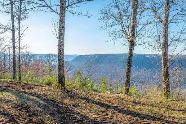 1.24 Acres of Residential Land for Sale in Jasper, Tennessee