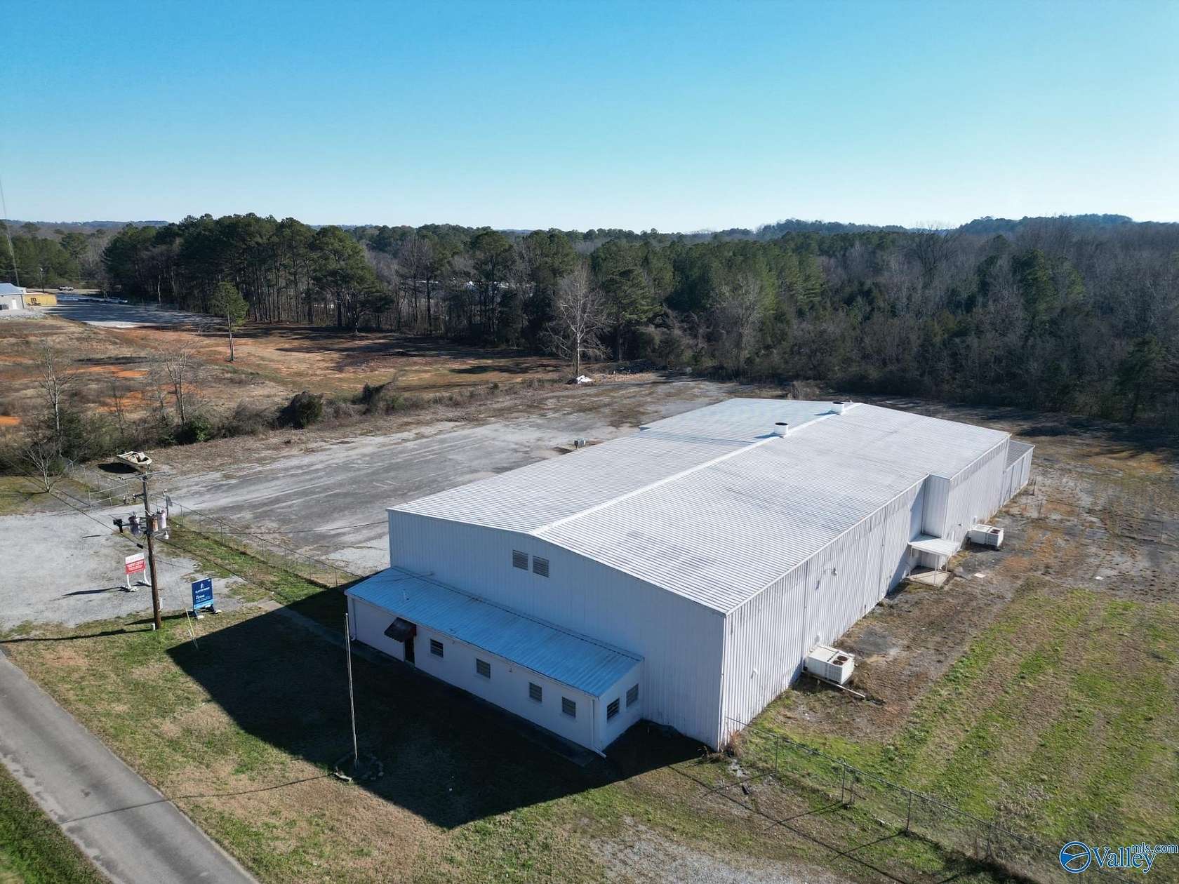 3.3 Acres of Improved Commercial Land for Lease in Decatur, Alabama