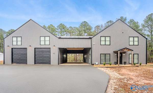 5.3 Acres of Land with Home for Sale in Decatur, Alabama