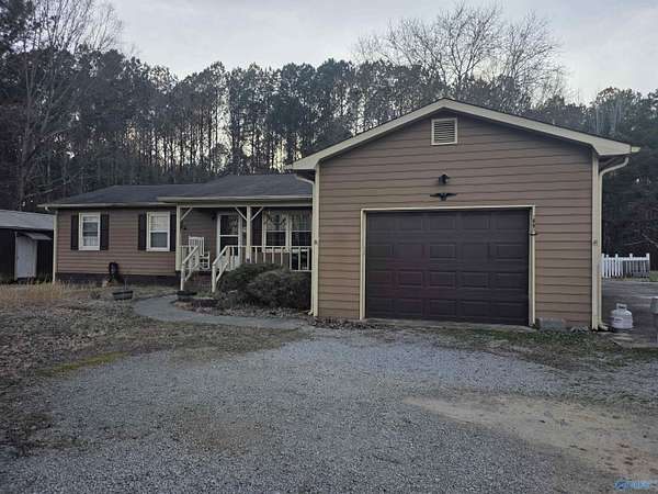 5.73 Acres of Land with Home for Sale in Toney, Alabama