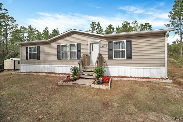 2.64 Acres of Land with Home for Sale in Dunnellon, Florida