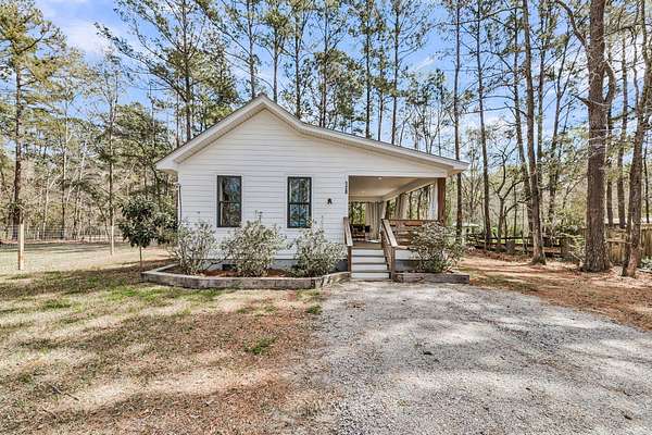 1.56 Acres of Land with Home for Sale in Summerville, South Carolina