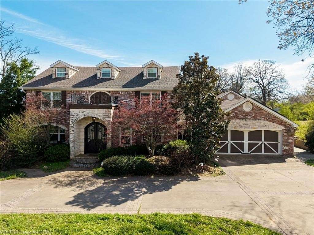 3.27 Acres of Land with Home for Sale in Fort Smith, Arkansas