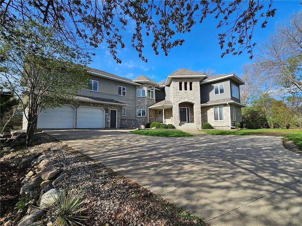 1.5 Acres of Land with Home for Sale in Hutchinson, Minnesota