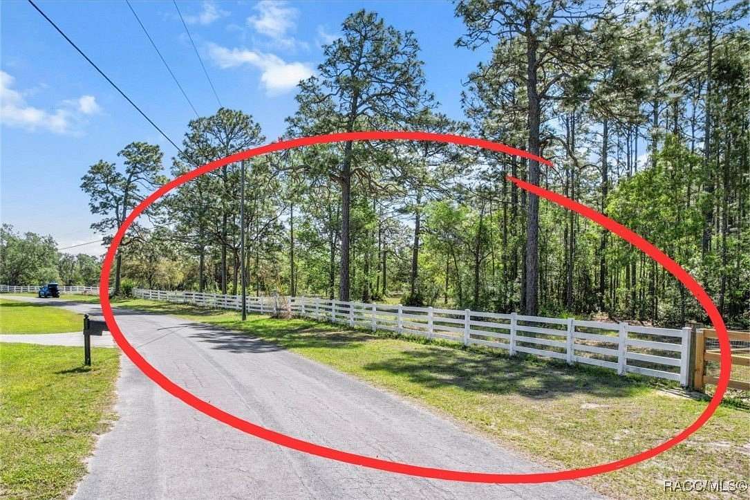 12.3 Acres of Land for Sale in Beverly Hills, Florida