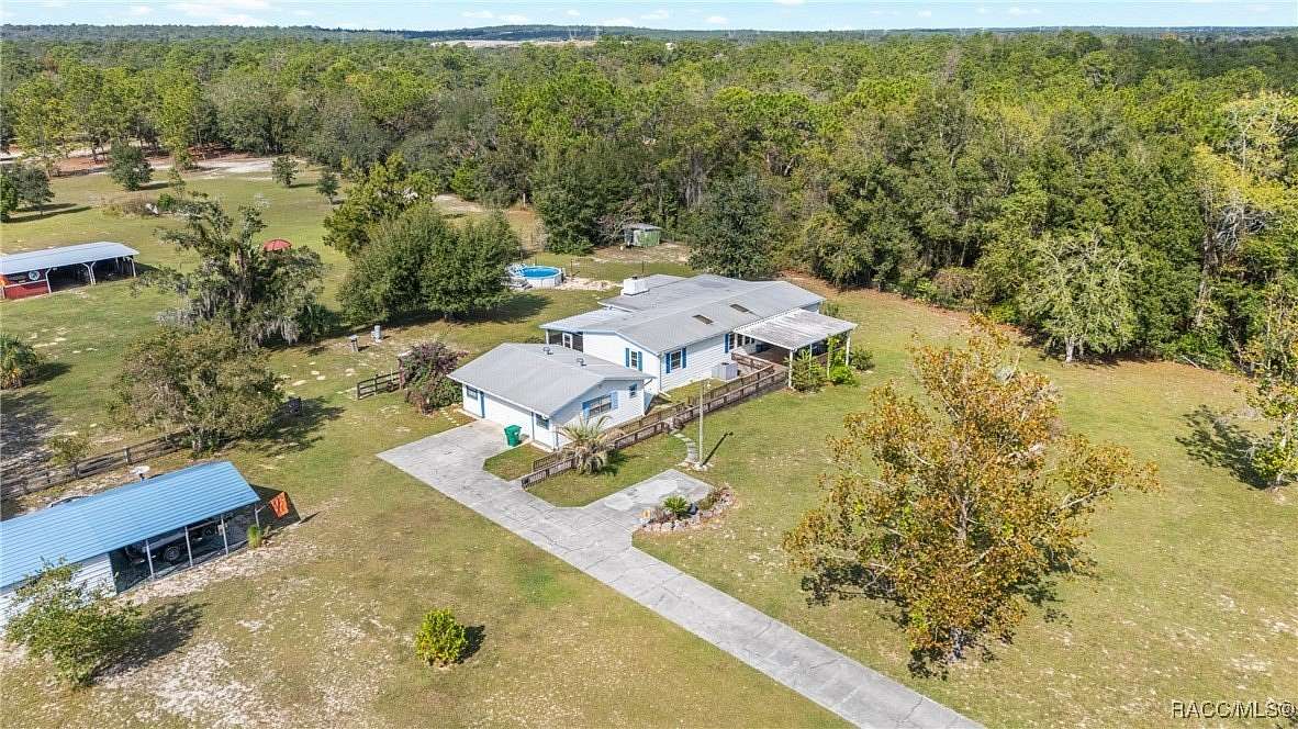 3.78 Acres of Land with Home for Sale in Lecanto, Florida