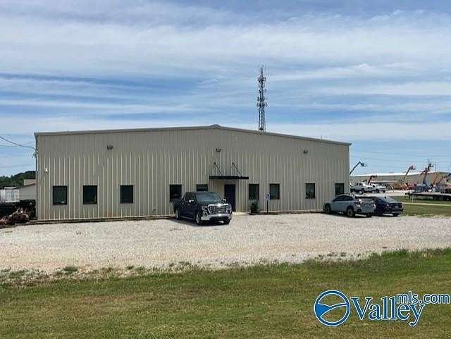 2.6 Acres of Improved Residential Land for Sale in Trinity, Alabama