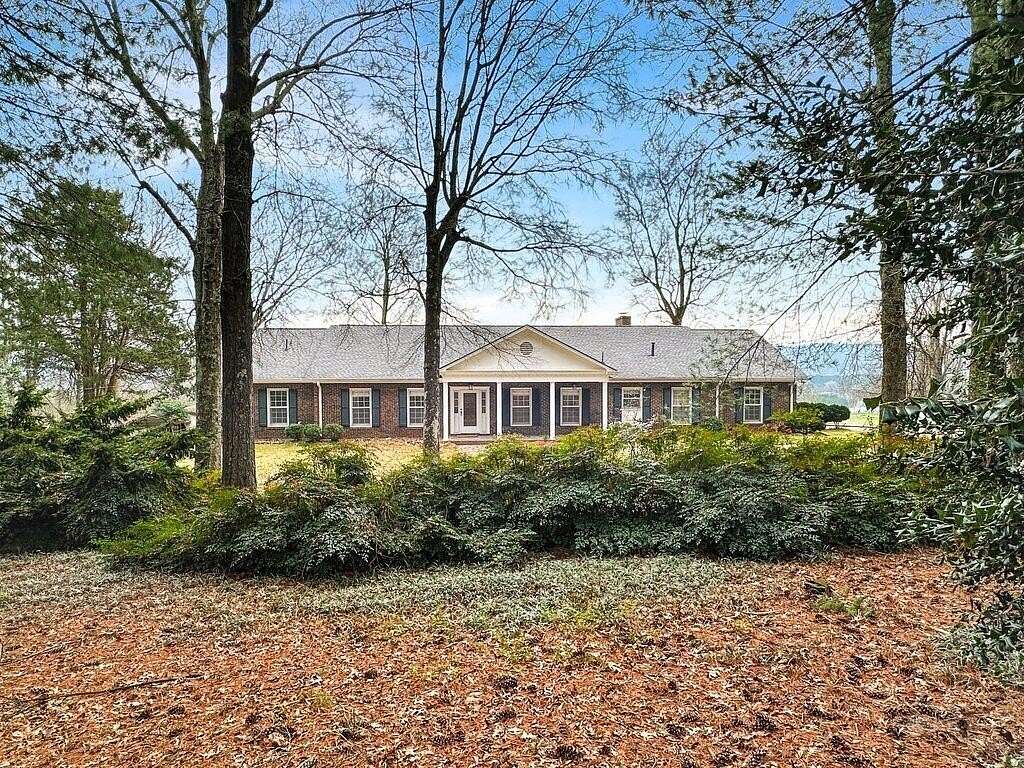 18 Acres of Land with Home for Sale in Summerville, Georgia