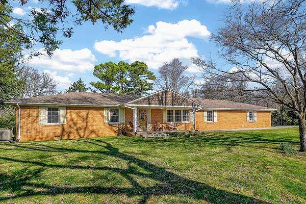 4 Acres of Land with Home for Sale in Lancaster, Tennessee