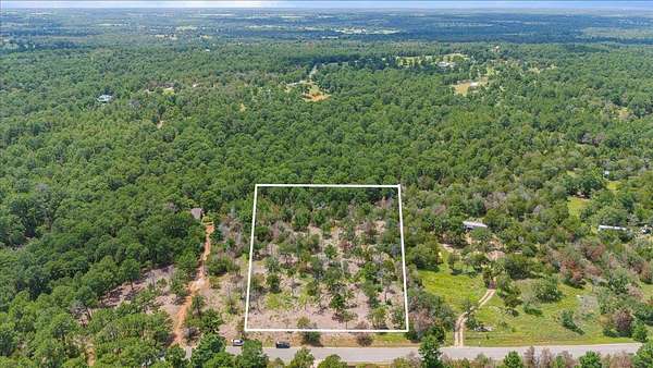4 Acres of Residential Land for Sale in Smithville, Texas