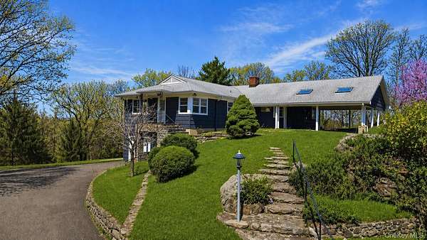 3 Acres of Land with Home for Lease in Ossining, New York