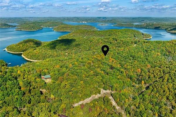 3.15 Acres of Residential Land for Sale in Eureka Springs, Arkansas