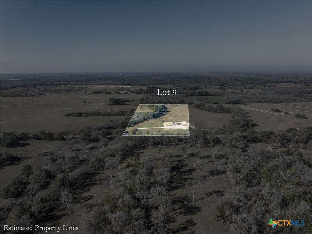 10 Acres of Land for Sale in Gonzales, Texas